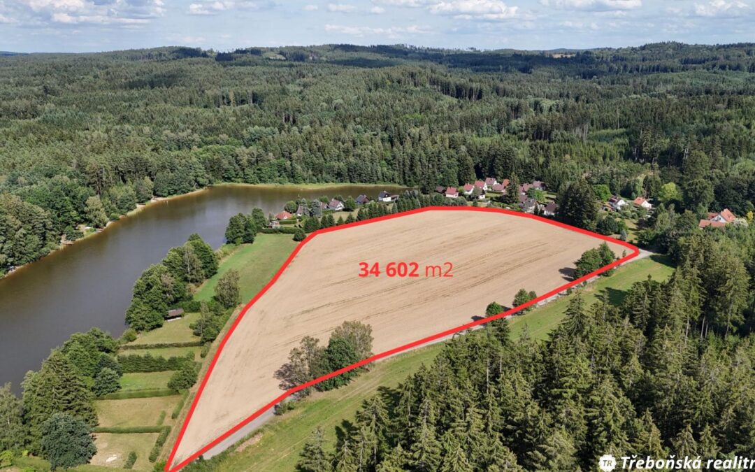 Prodej stavebního pozemku o výměře  34 602 m2 Kunějov